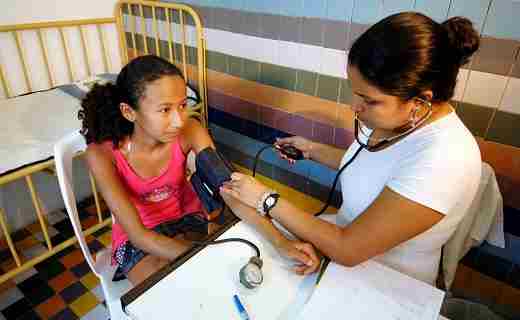 Brazilian sponsored child gets health check up