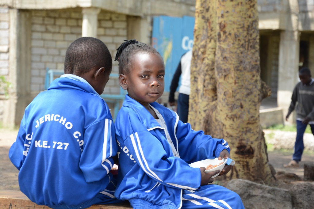 Children eating lunch at Jericho Child Development Centre