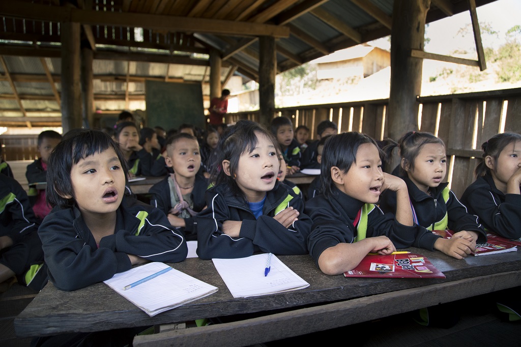 Refugee children learning at Compassion project in Thailand