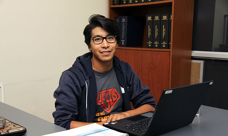 Bolivian Compassion graduate studying