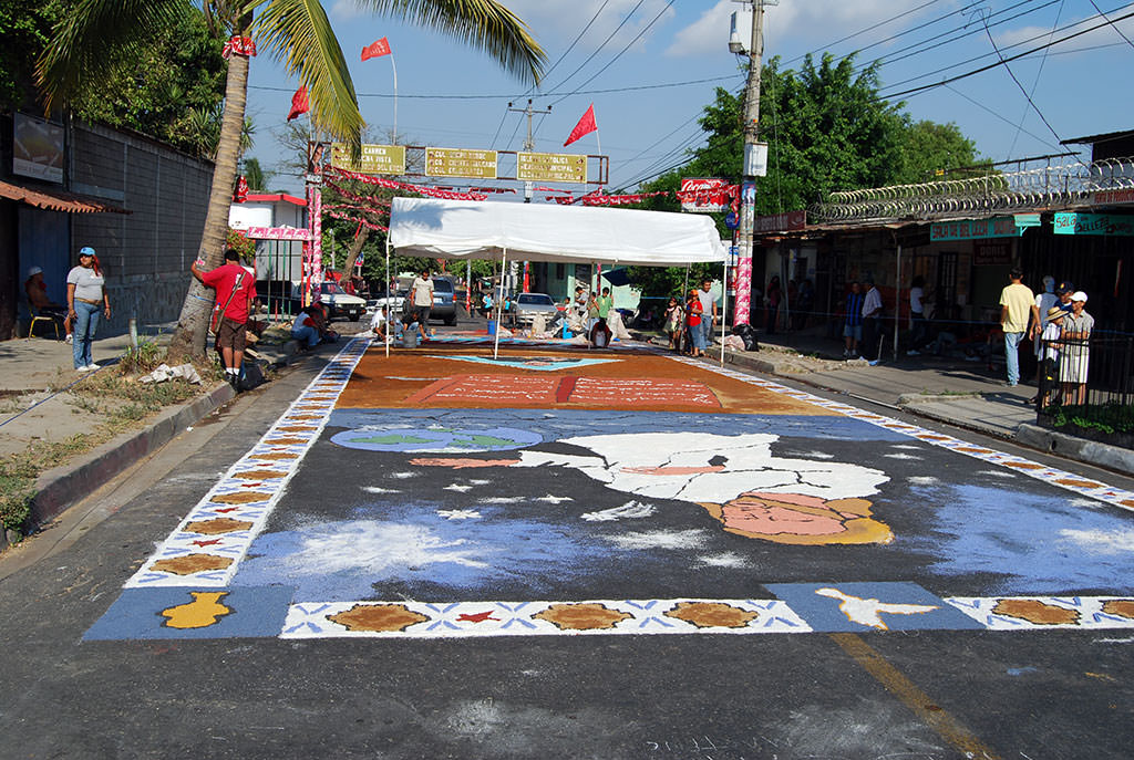 Easter painting in El Salvador