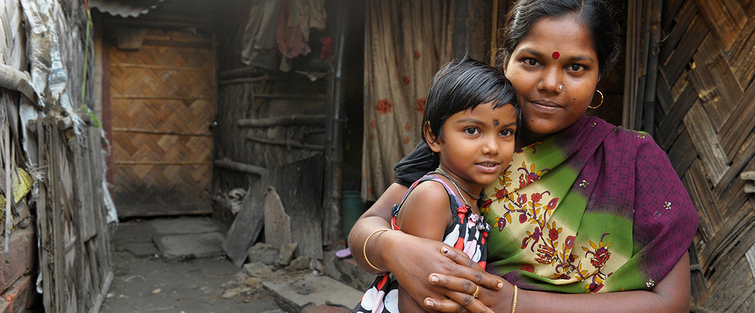 Mum and child in India